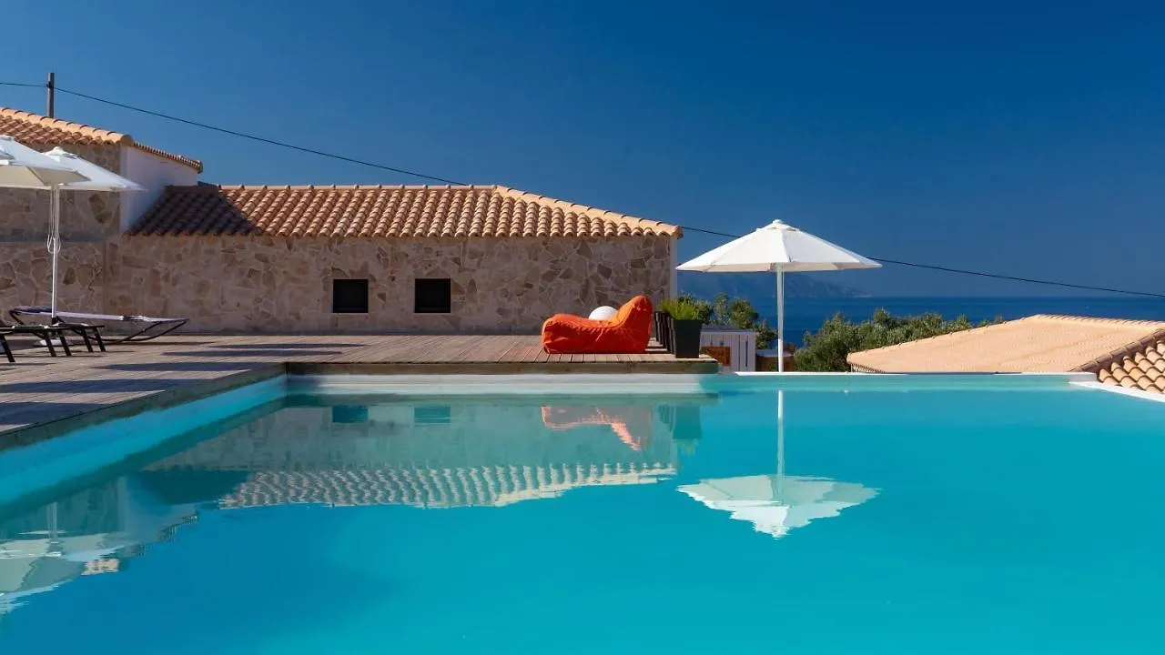 Kefi Spitia Bed & Breakfast Simotata